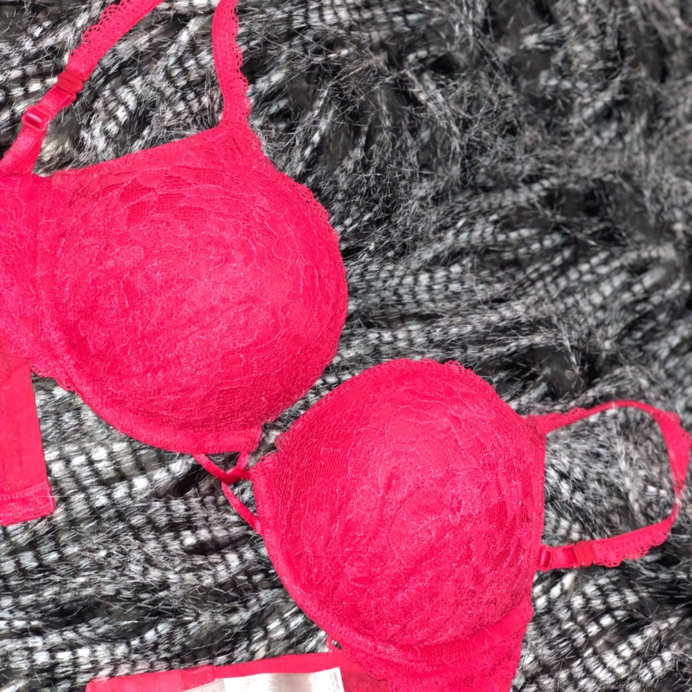 Vs bombshell
